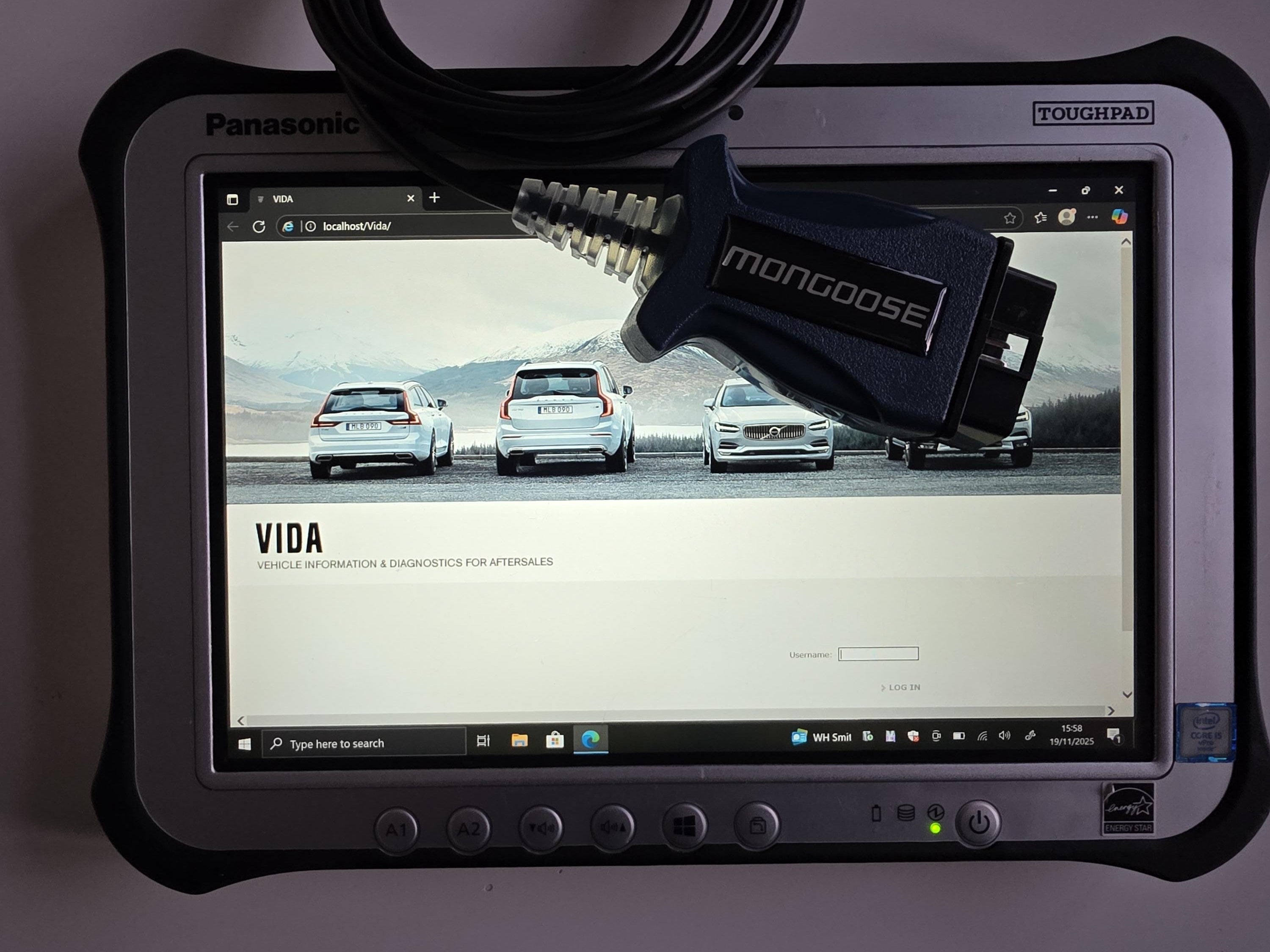 volvo vida/vdash diagnostic toughpad with cable
